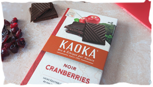Nouvelle tablette de chocolat noir aux cranberries