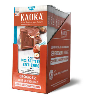 Carton complet de 10 tablettes de chocolat au lait aux noisettes entières bio et équitable de la marque Kaoka