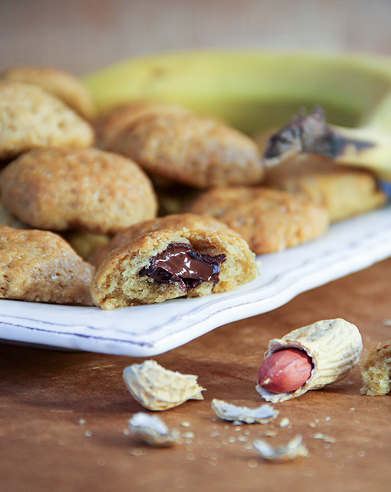 Recette de biscuits moelleux à la banane, cacahuète et au cœur chocolat coulant