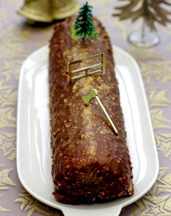 Recette de bûche au praliné noisettes et au chocolat blanc
