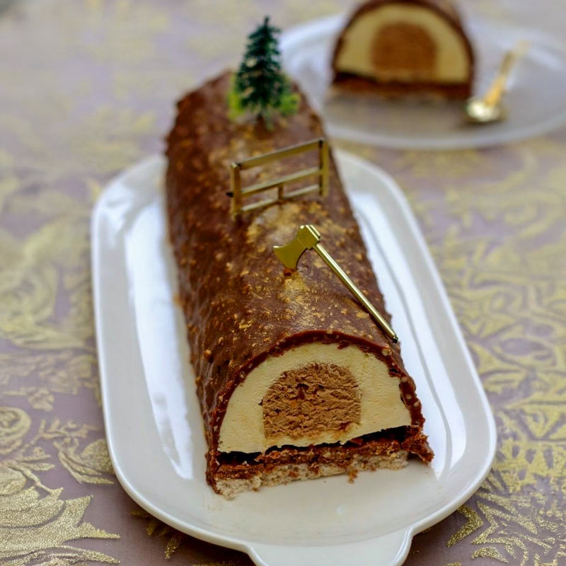 Recette de bûche au praliné noisettes et au chocolat blanc