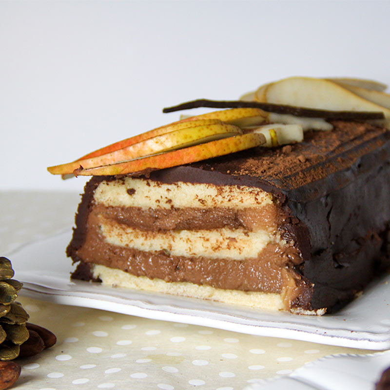 Bûche de noel vegan au chocolat et aux poires