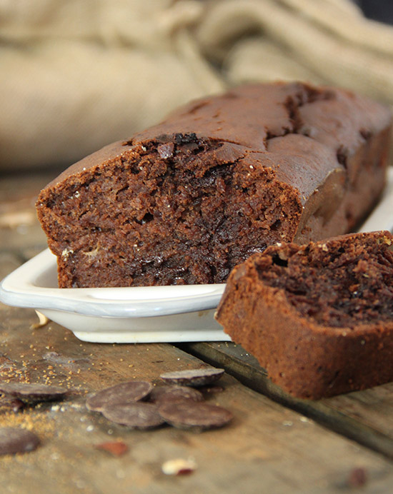Recette de cake moelleux à la banane et au chocolat