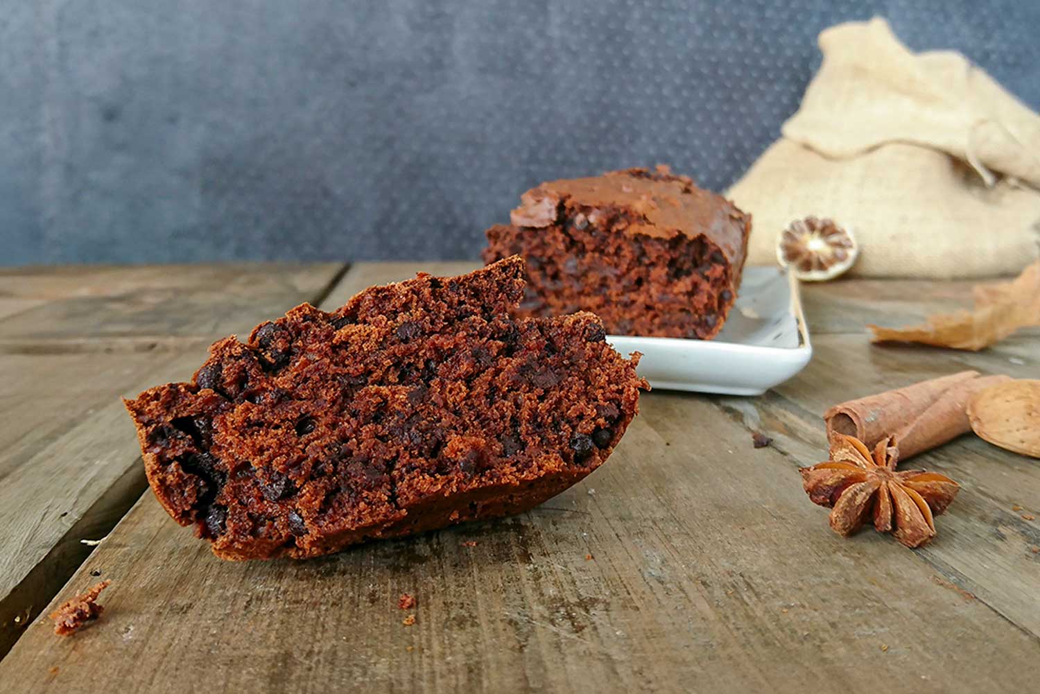 Recette de cake sucré vegan à la butternut et aux pépites de chocolat