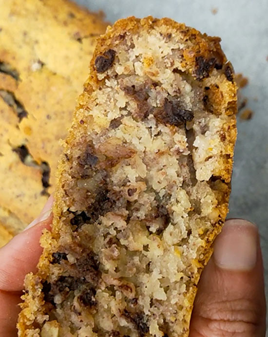 Recette de cake vegan aux noisettes et pépites de chocolat noir