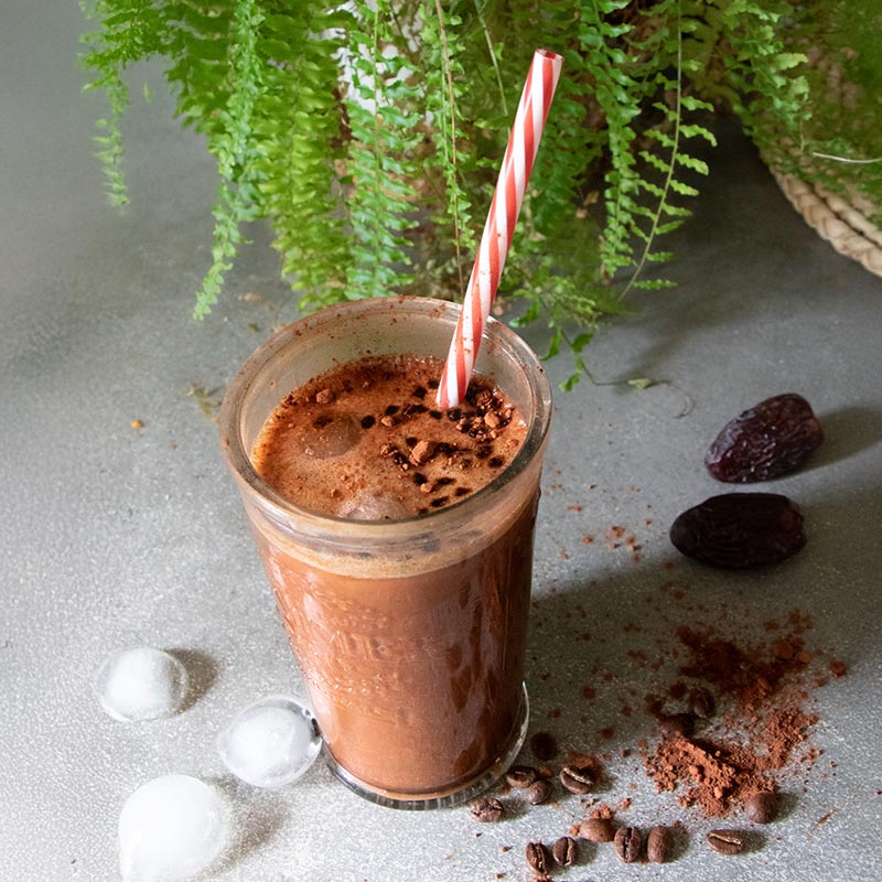 Recette de chocolat glacé au café et aux dattes