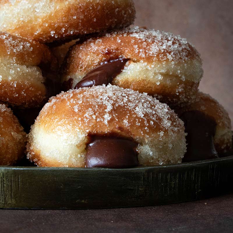 Beignets moelleux au fourrage chocolat et noisettes