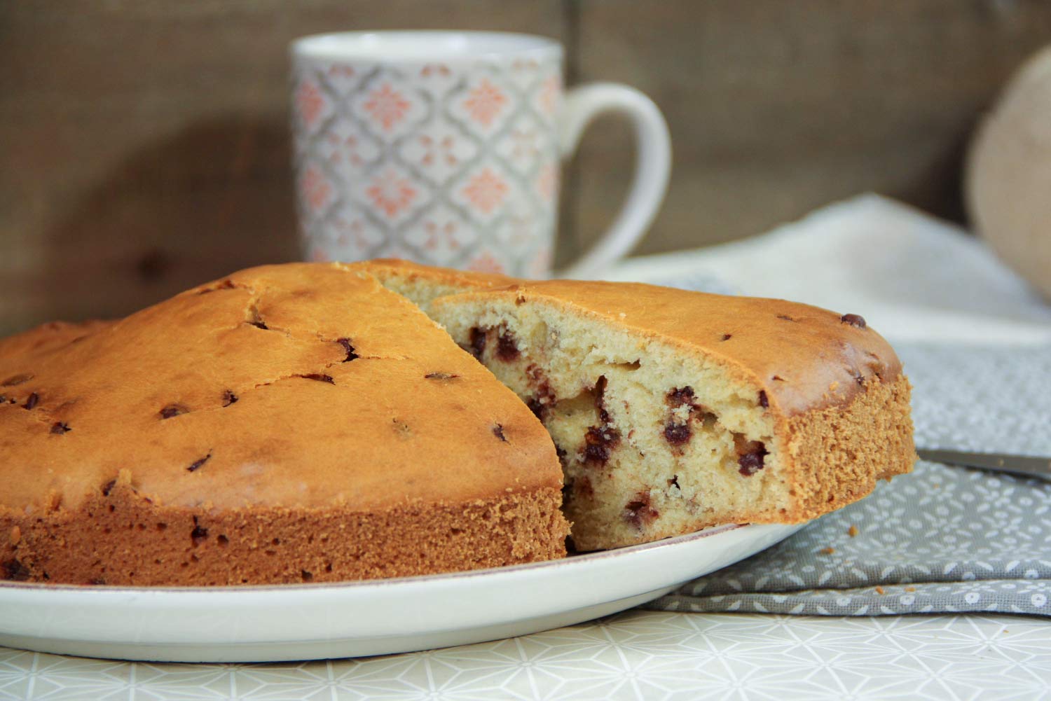 Recette de moelleux à la crème fraîche et aux pépites de chocolat au lait