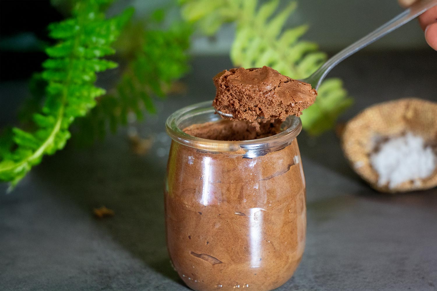 Recette de mousse au chocolat noir et au beurre de cacahuètes