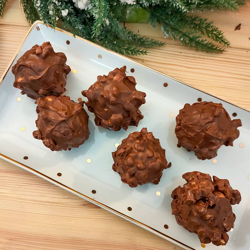Rochers au chocolat au lait et aux noisettes