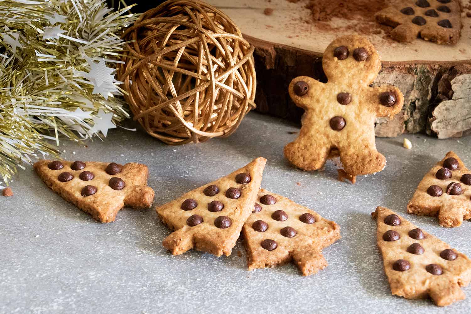 Sablés de Noel aux pépites de chocolat noir