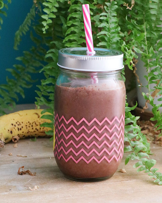 Recette de smoothie à la banane, noix de coco et au cacao