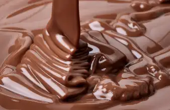 Un chocolat au lait équilibré, chocolat au lait fondu